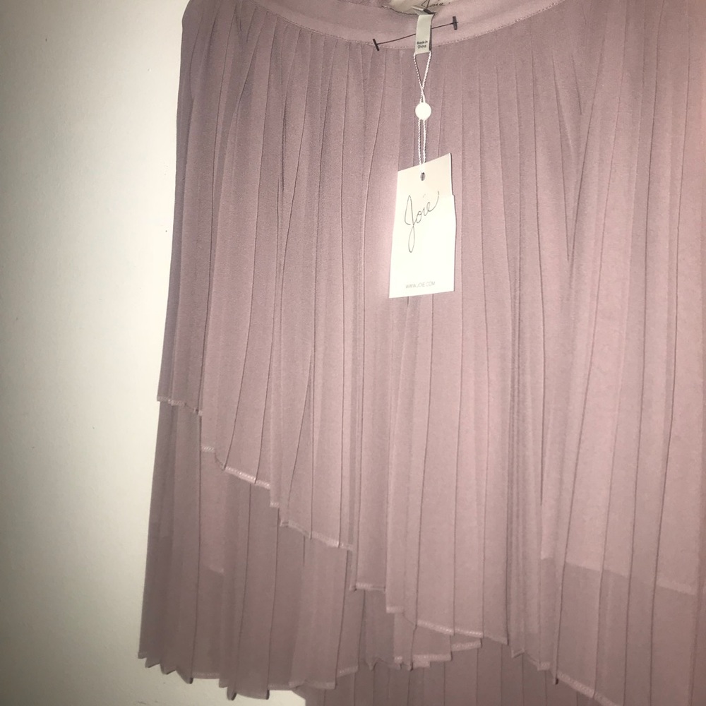 Joie Pleated Mini skirt (NEW)